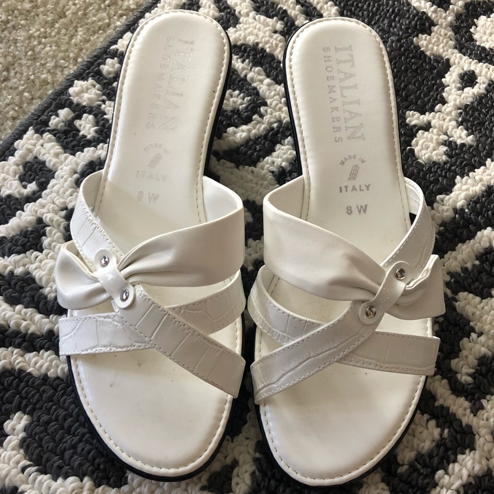 Sandle